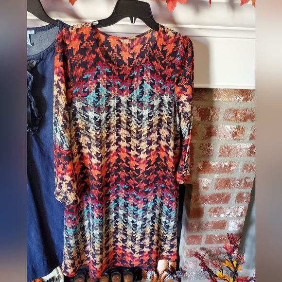 Colorful Geometric Pattern Mini Dress - Picture 3 of 6